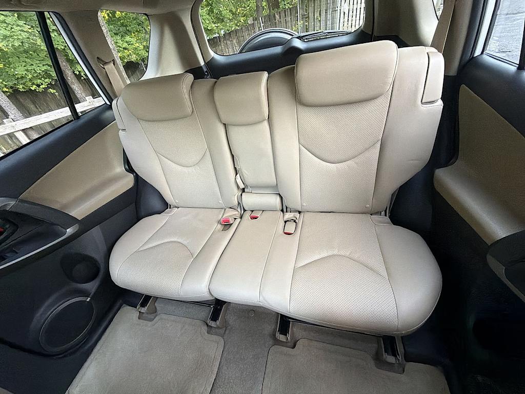 Thumbnail: 2009 Toyota RAV4 - 28