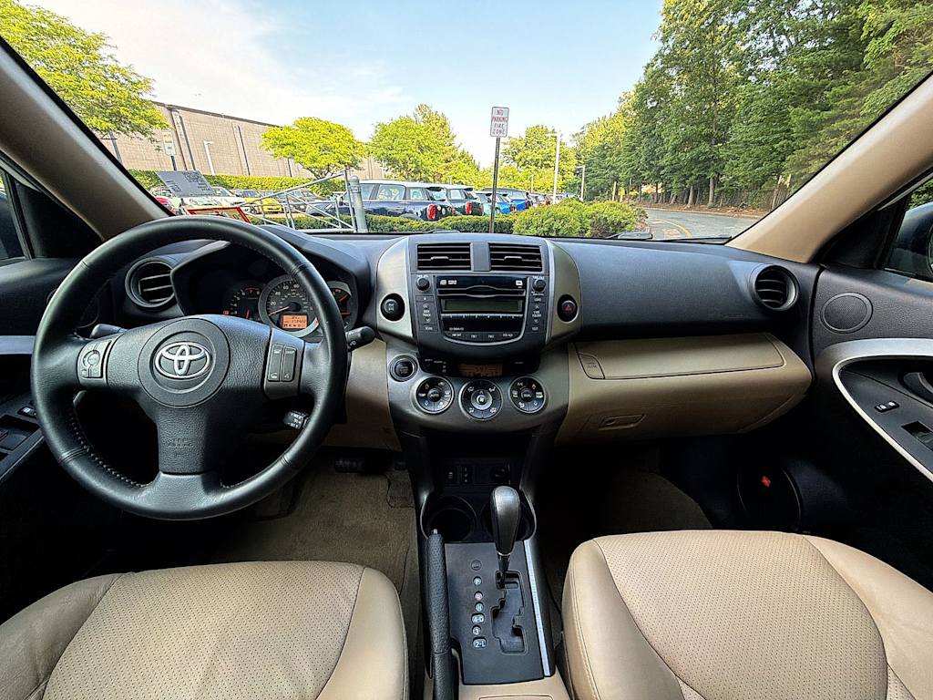 Thumbnail: 2009 Toyota RAV4 - 2