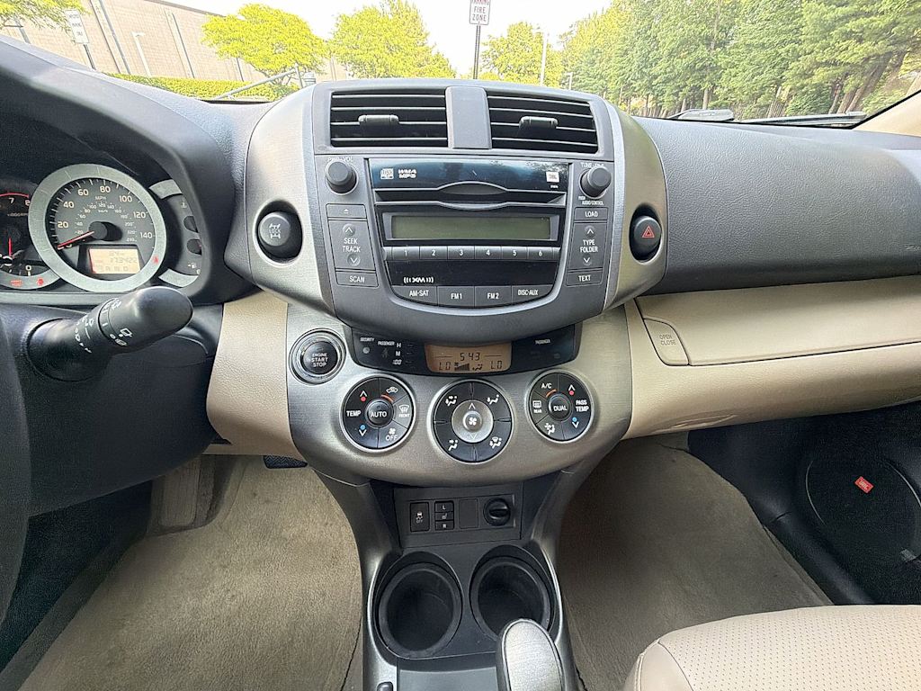 Thumbnail: 2009 Toyota RAV4 - 14