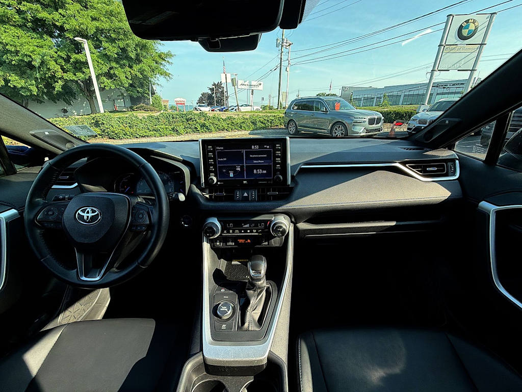 Thumbnail: 2020 Toyota RAV4 - 2