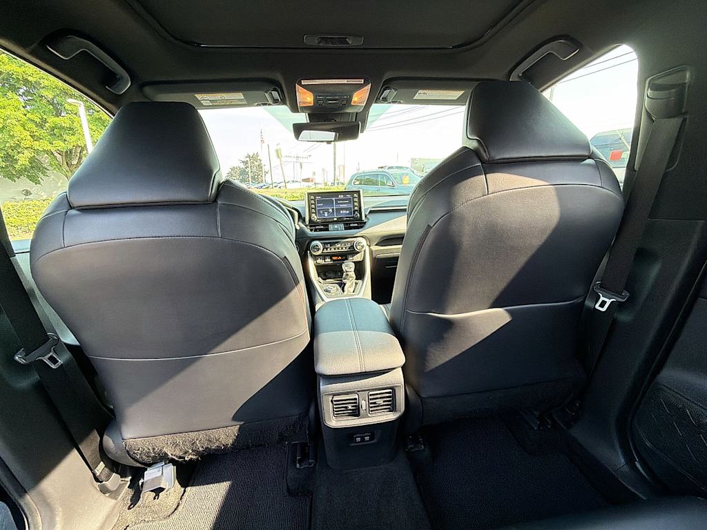 Thumbnail: 2020 Toyota RAV4 - 13