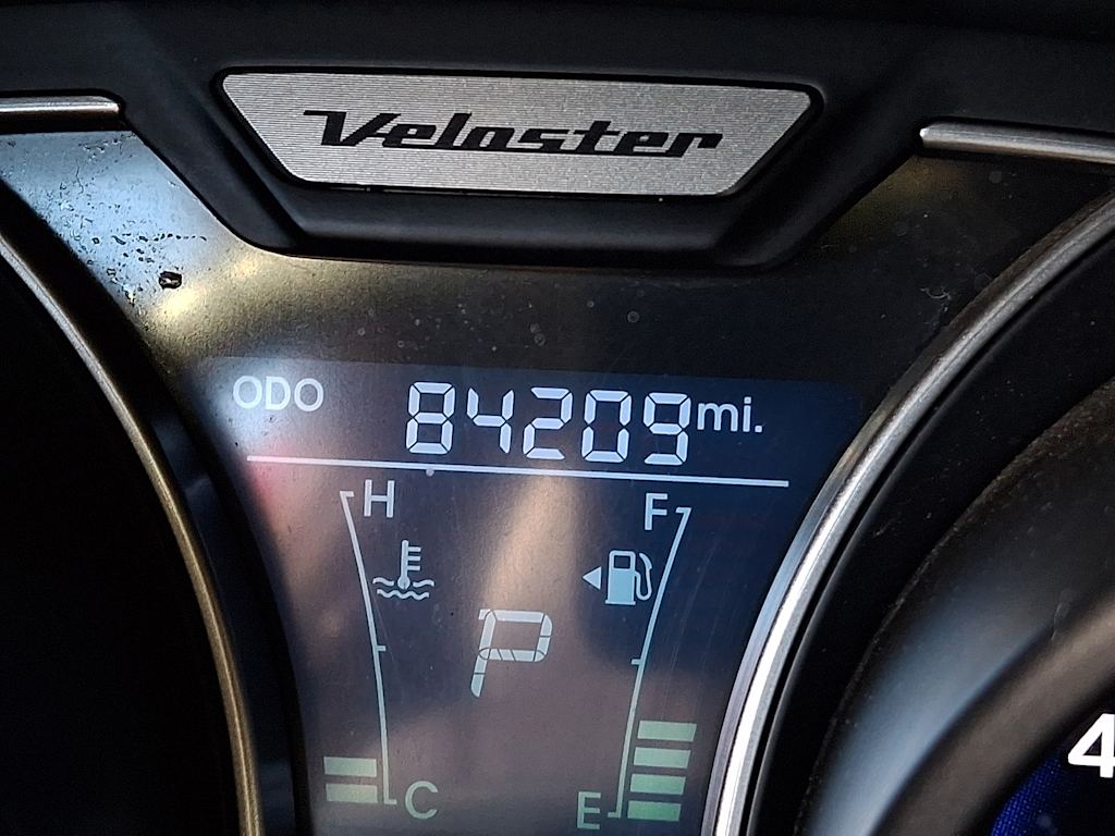 Thumbnail: 2013 Hyundai Veloster - 19