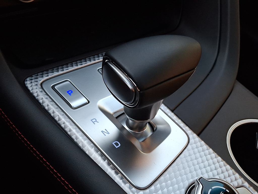 Thumbnail: 2023 Genesis G70 - 10