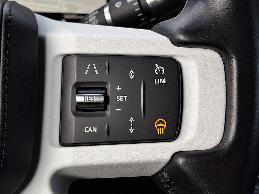 Thumbnail: 2021 Land Rover Defender - 21
