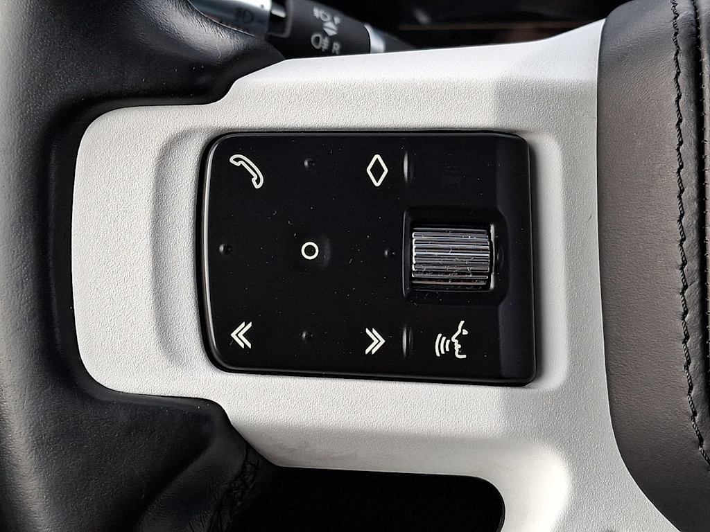 Thumbnail: 2021 Land Rover Defender - 20