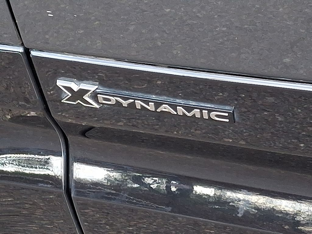 Thumbnail: 2021 Land Rover Defender - 29