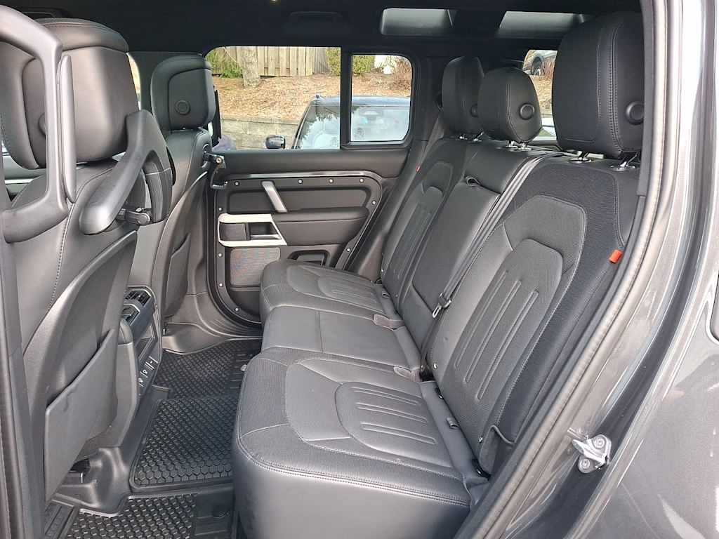 Thumbnail: 2021 Land Rover Defender - 6