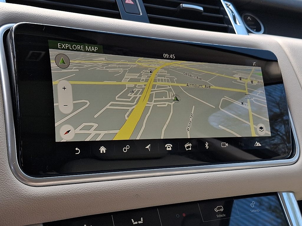 Thumbnail: 2021 Land Rover Range Rover Sport - 20