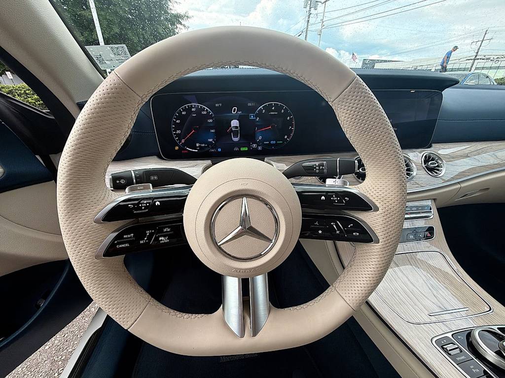 Thumbnail: 2023 Mercedes-Benz E-Class - 10