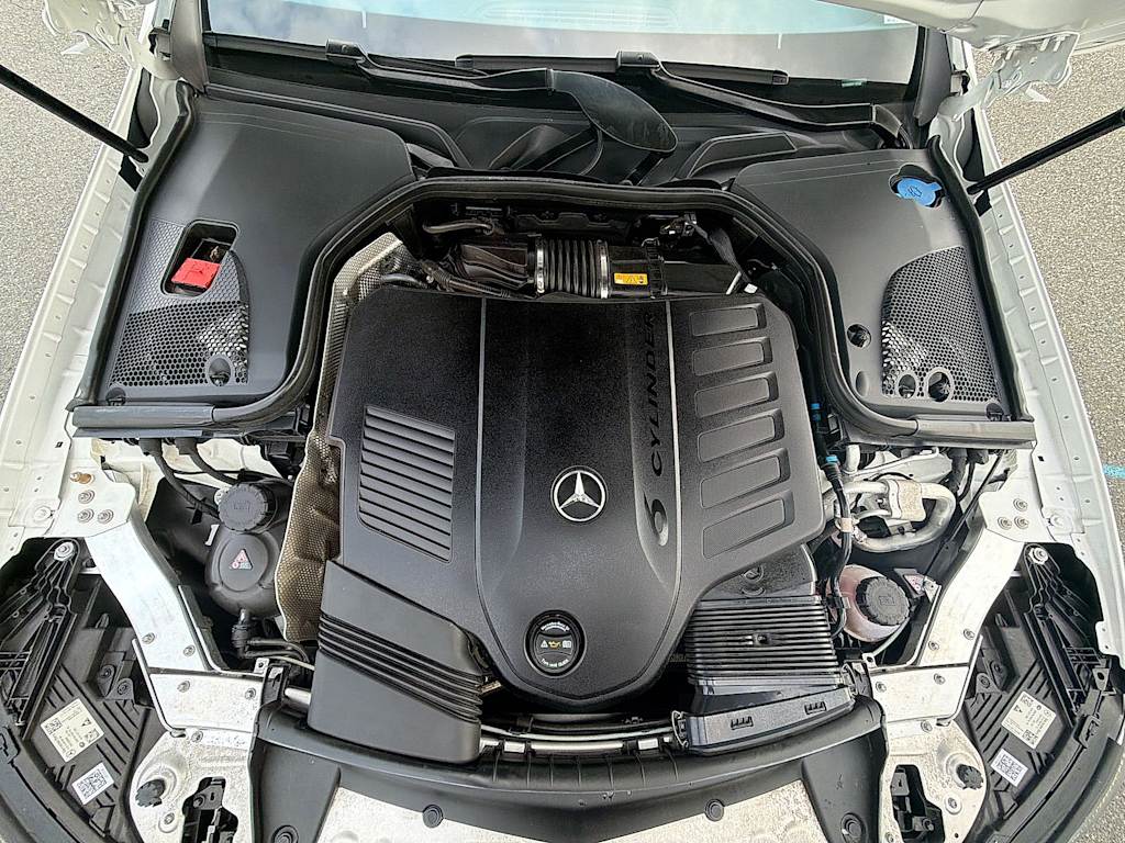 Thumbnail: 2023 Mercedes-Benz E-Class - 9