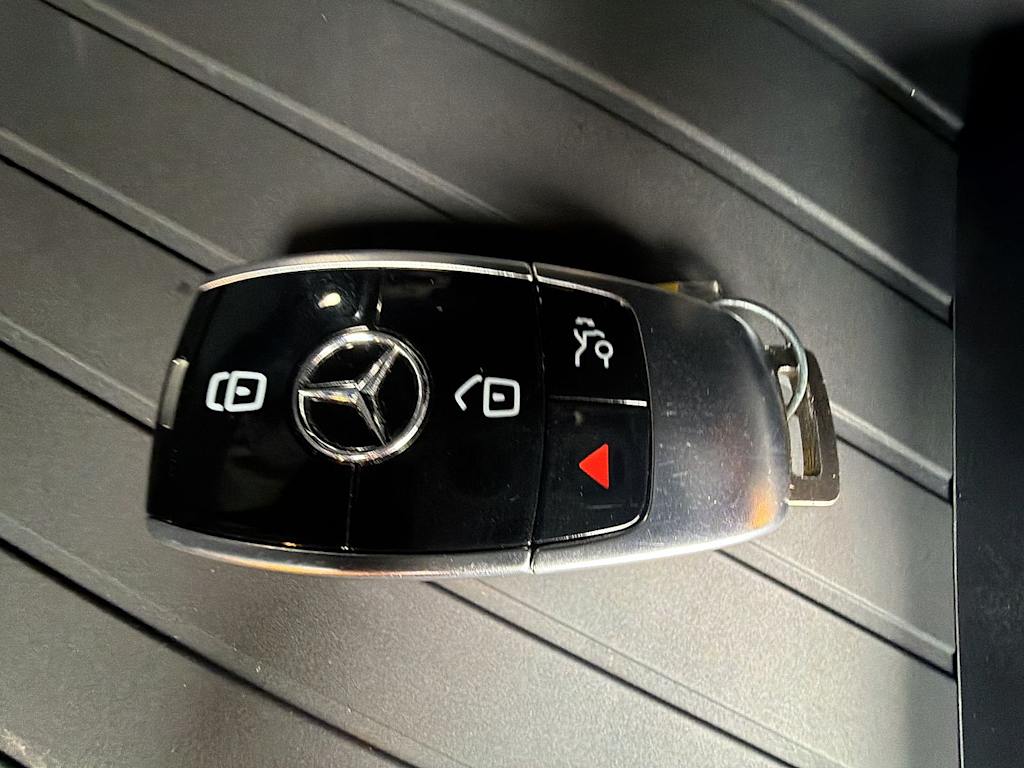 Thumbnail: 2023 Mercedes-Benz E-Class - 17