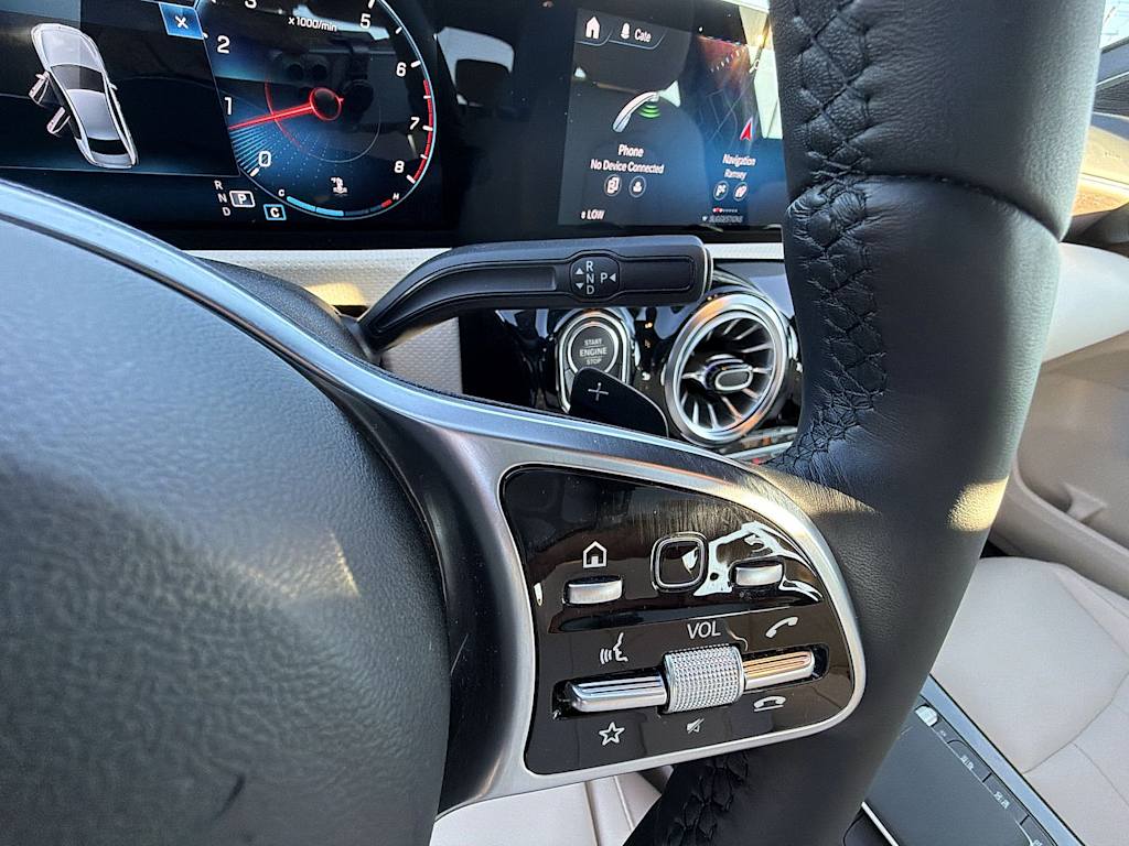 Thumbnail: 2022 Mercedes-Benz A-Class - 28