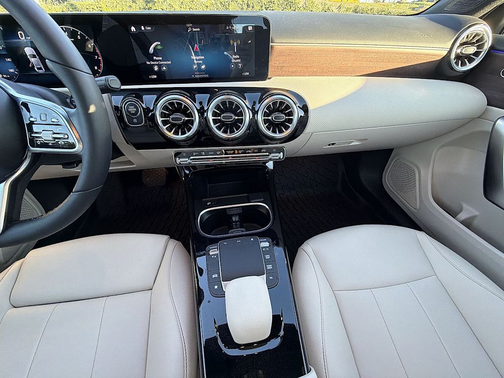 Thumbnail: 2022 Mercedes-Benz A-Class - 14