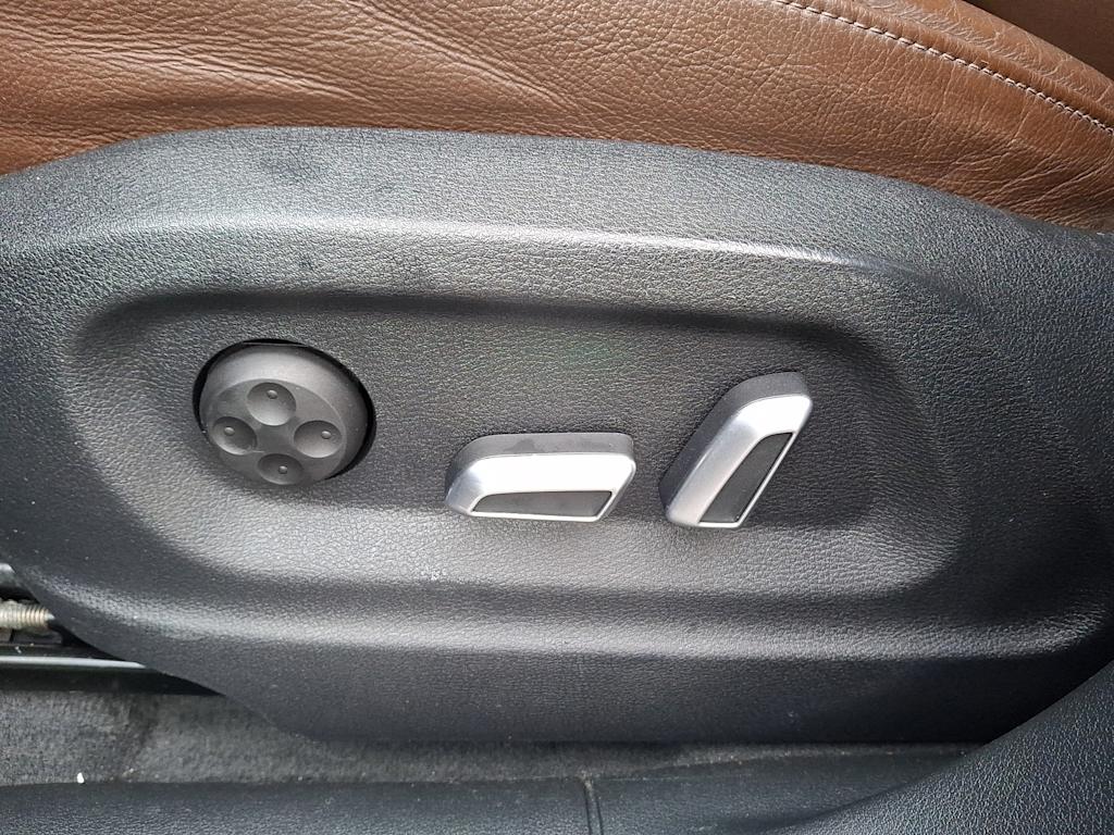 Thumbnail: 2017 Audi Q5 - 17