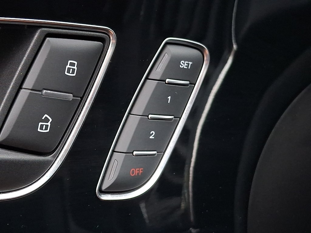 Thumbnail: 2018 Audi A6 - 27