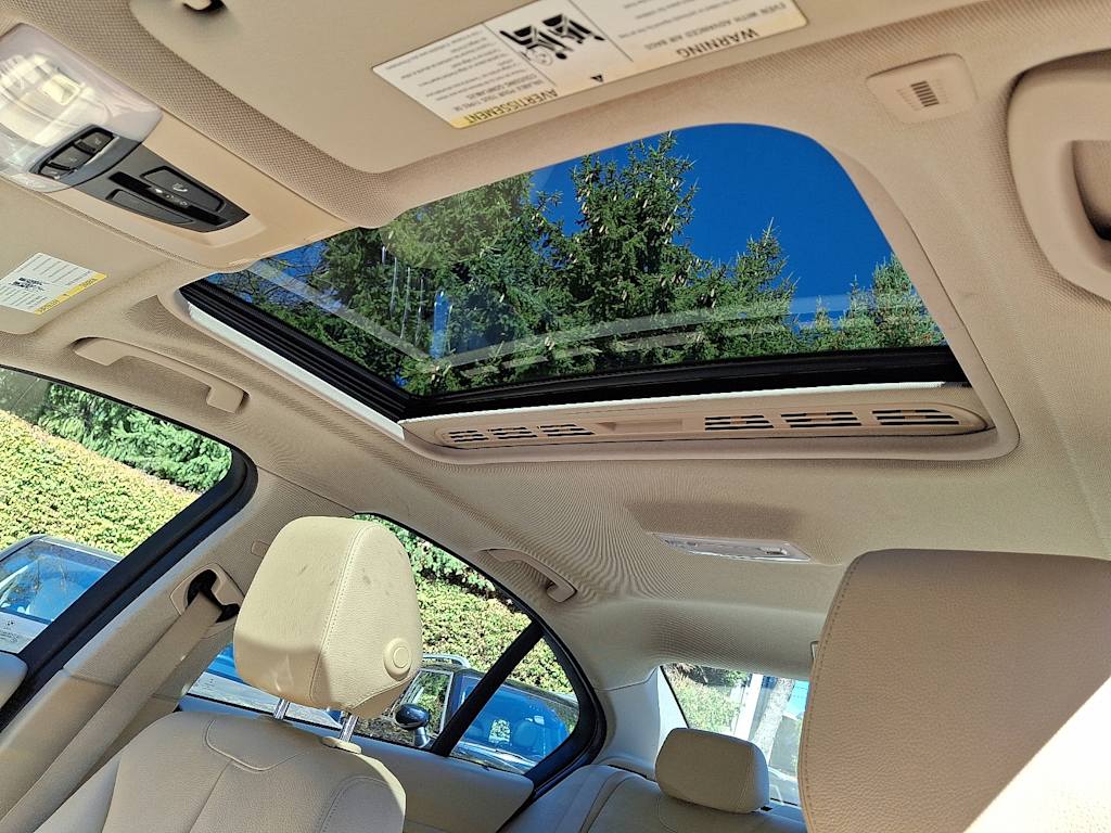 Thumbnail: 2015 BMW 3 Series - 14