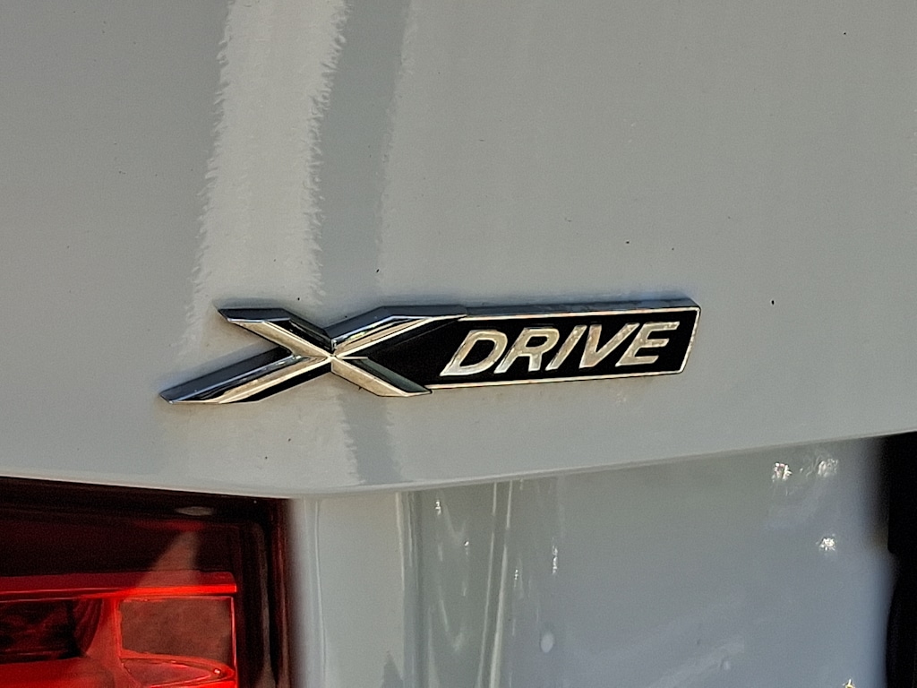 Thumbnail: 2015 BMW 3 Series - 27