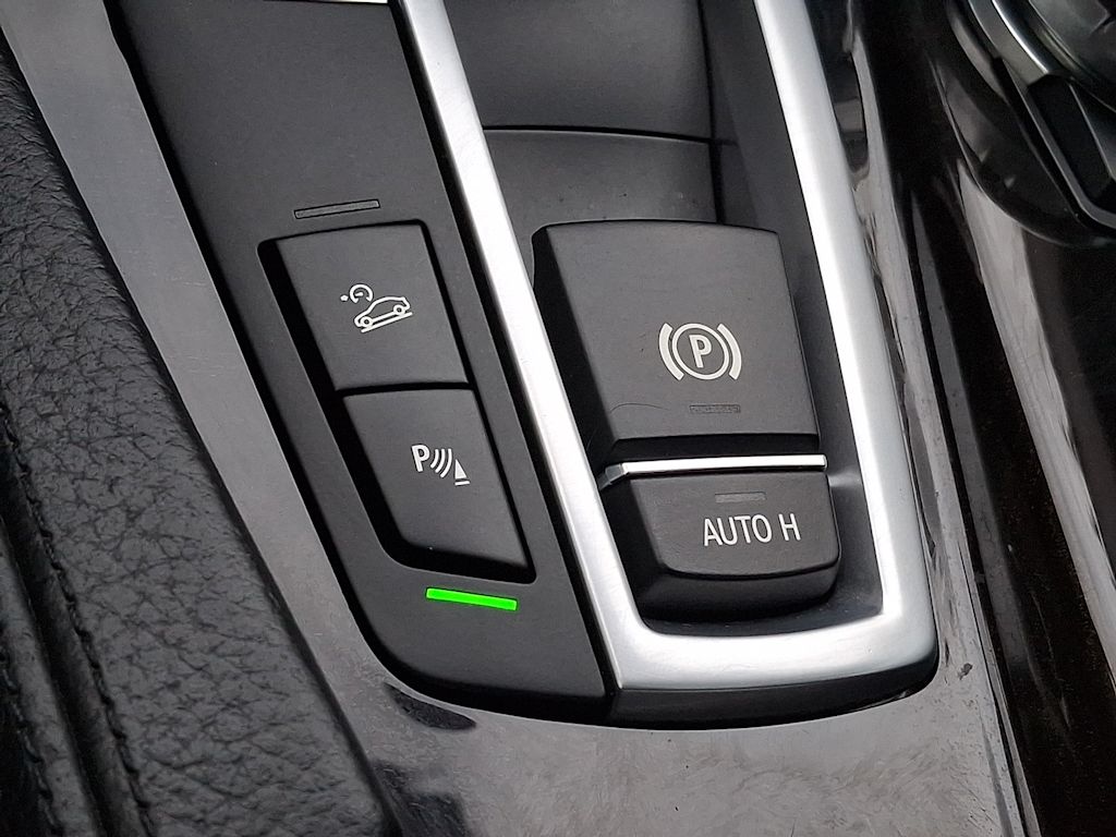 Thumbnail: 2015 BMW 5 Series - 25