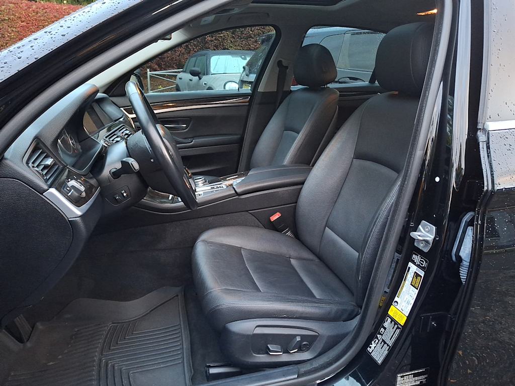 Thumbnail: 2015 BMW 5 Series - 6