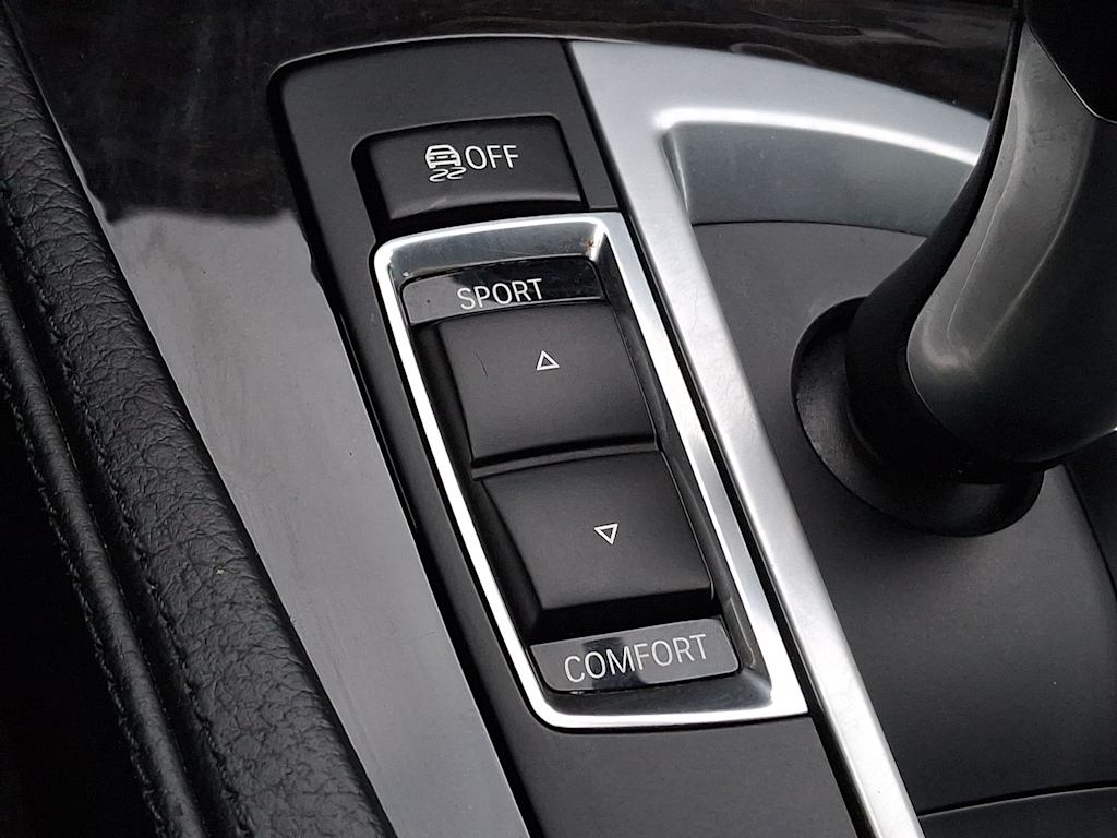 Thumbnail: 2015 BMW 5 Series - 24