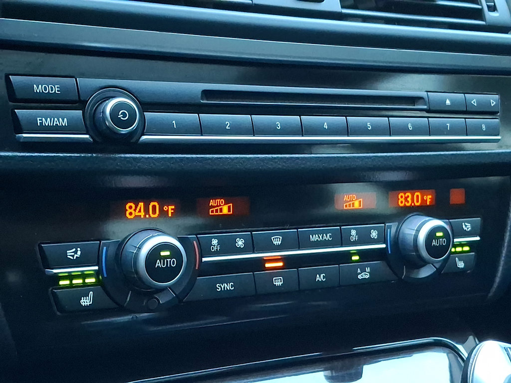 Thumbnail: 2015 BMW 5 Series - 19