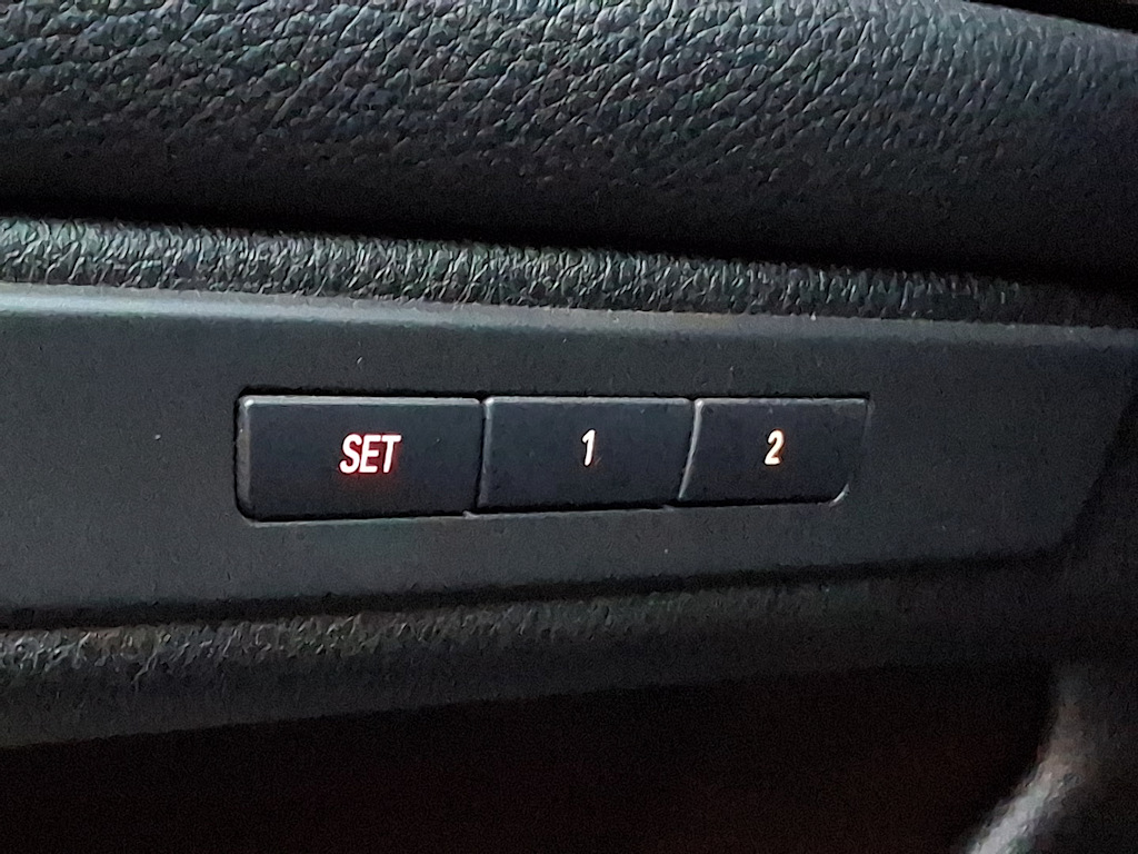 Thumbnail: 2015 BMW 5 Series - 28