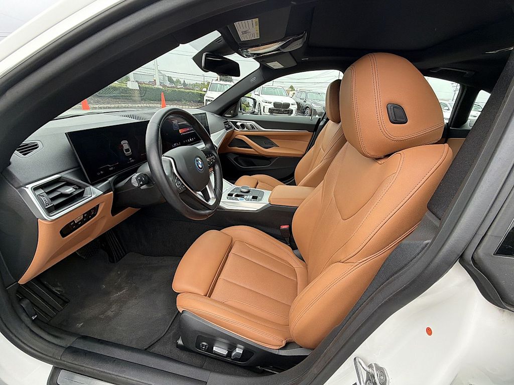 Thumbnail: 2024 BMW i4 - 10