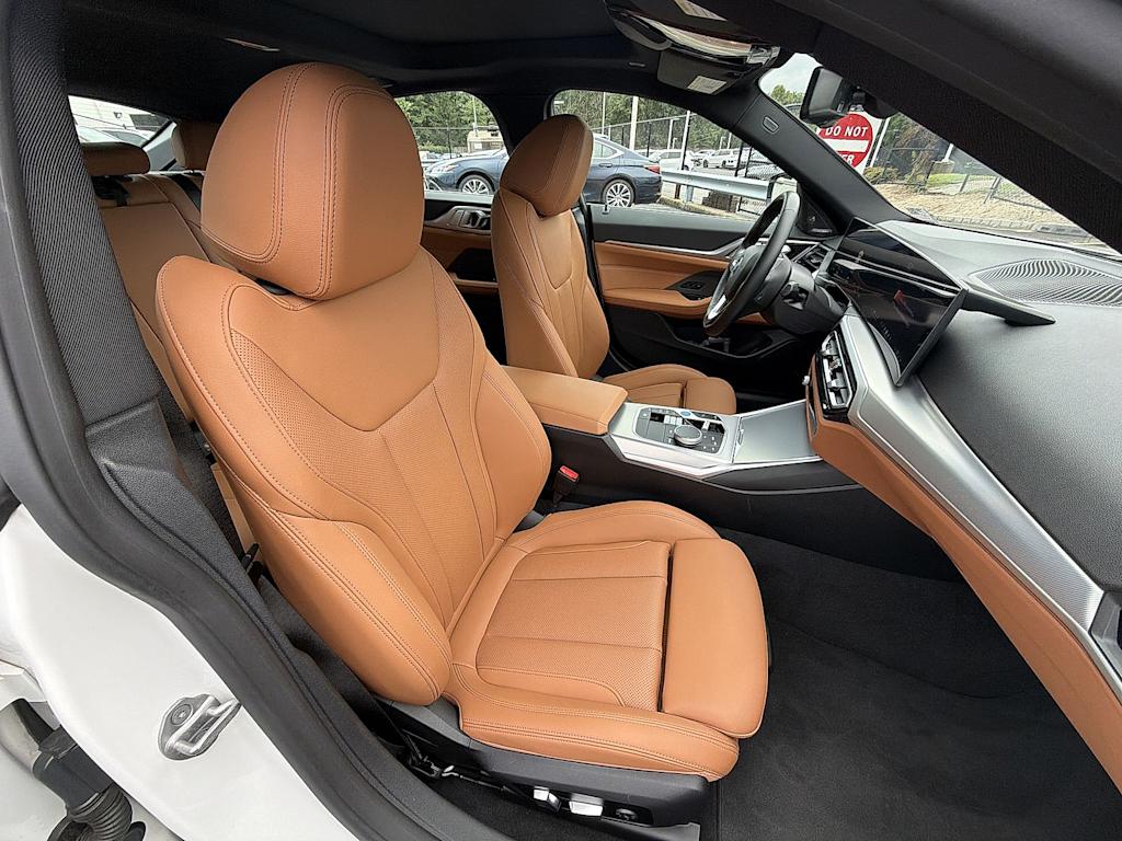 Thumbnail: 2024 BMW i4 - 29