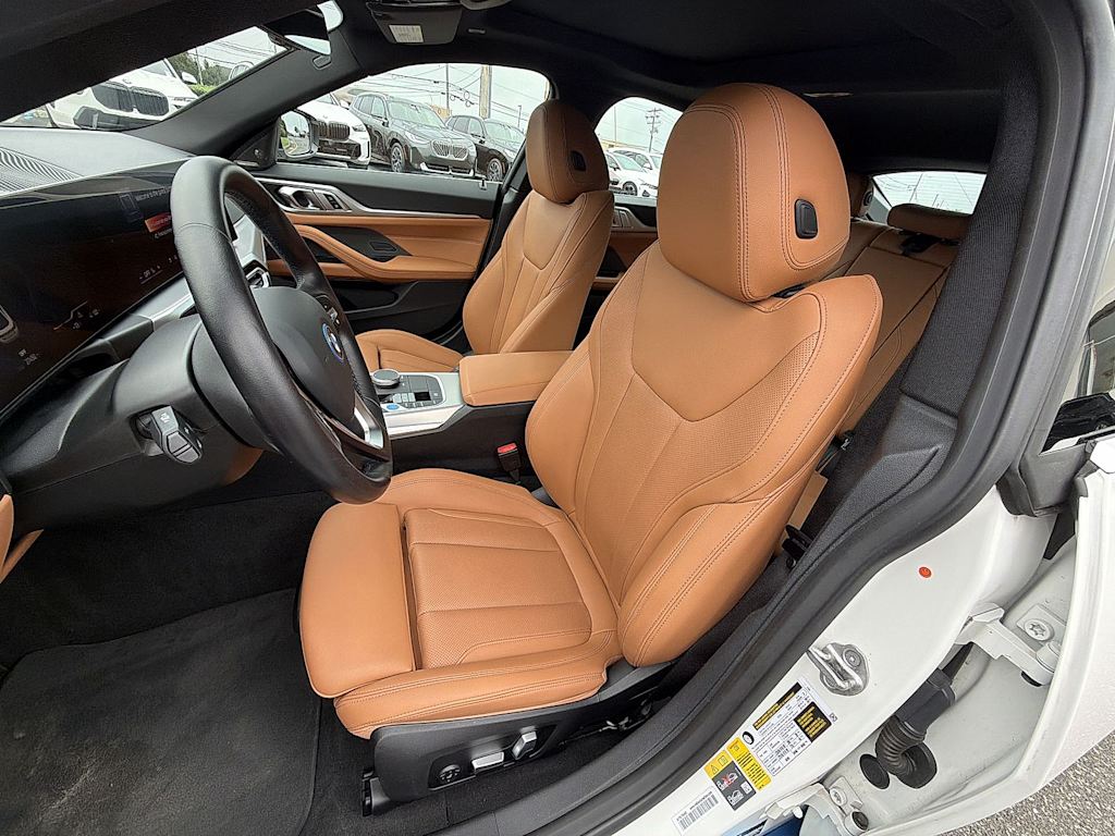 Thumbnail: 2024 BMW i4 - 11