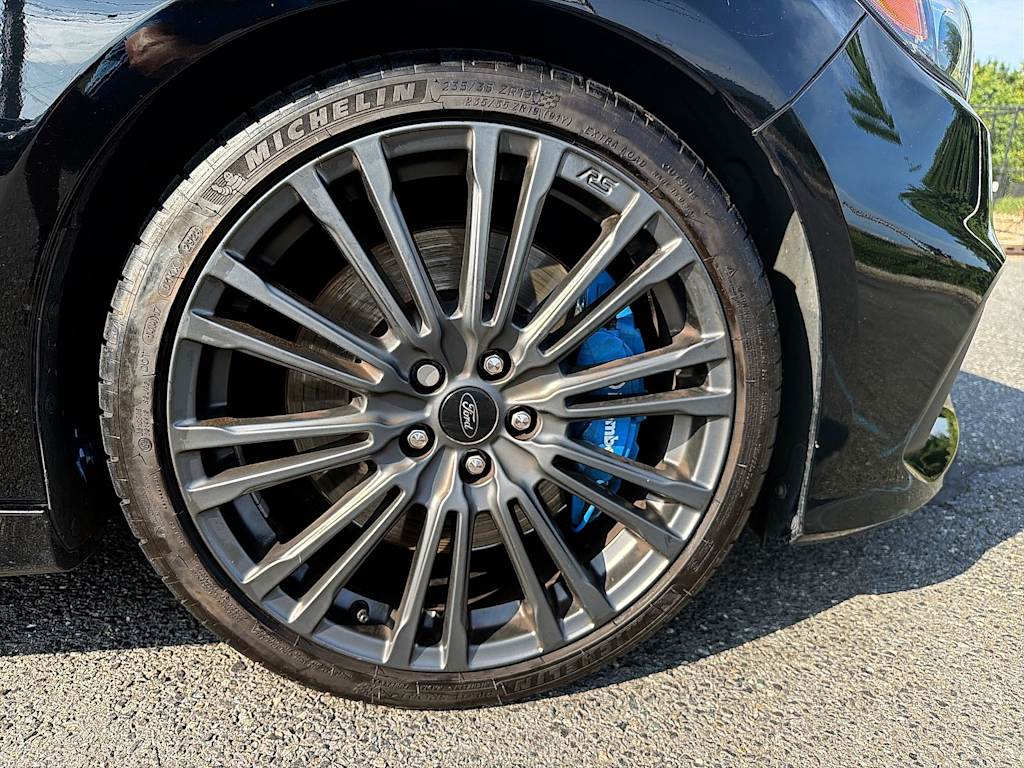 Thumbnail: 2016 Ford Focus - 8