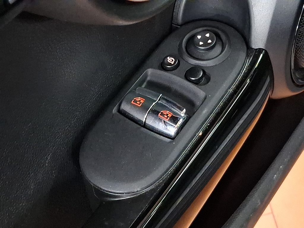 Thumbnail: 2024 MINI Cooper - 26