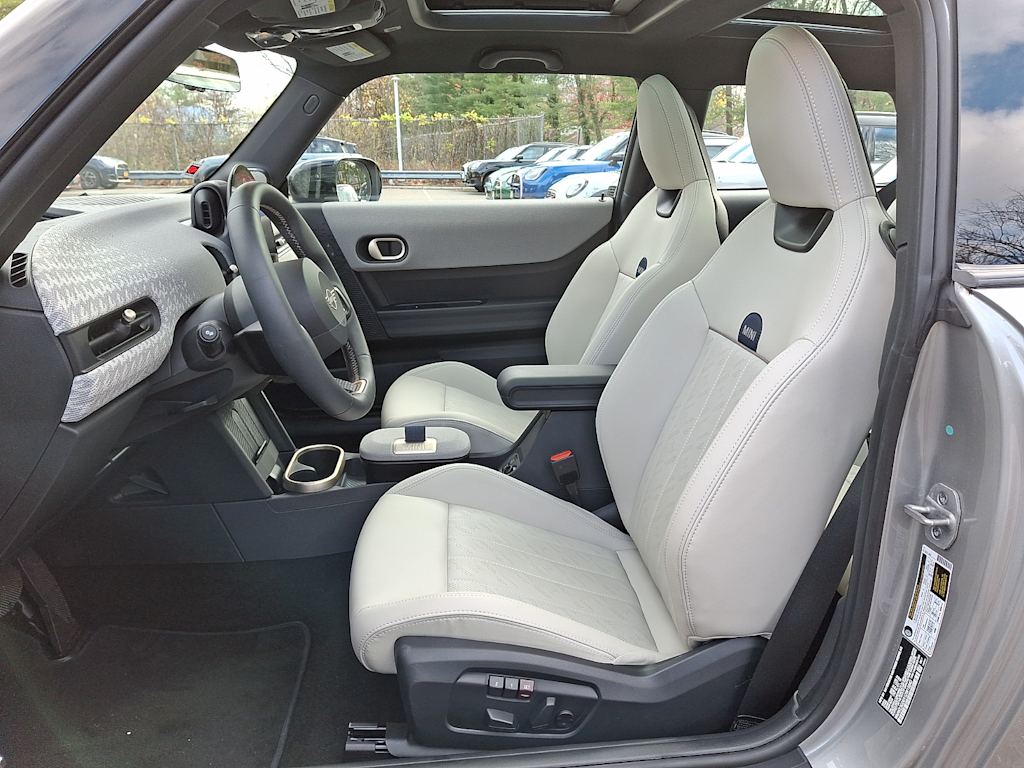 Thumbnail: 2025 MINI Cooper Hardtop - 9