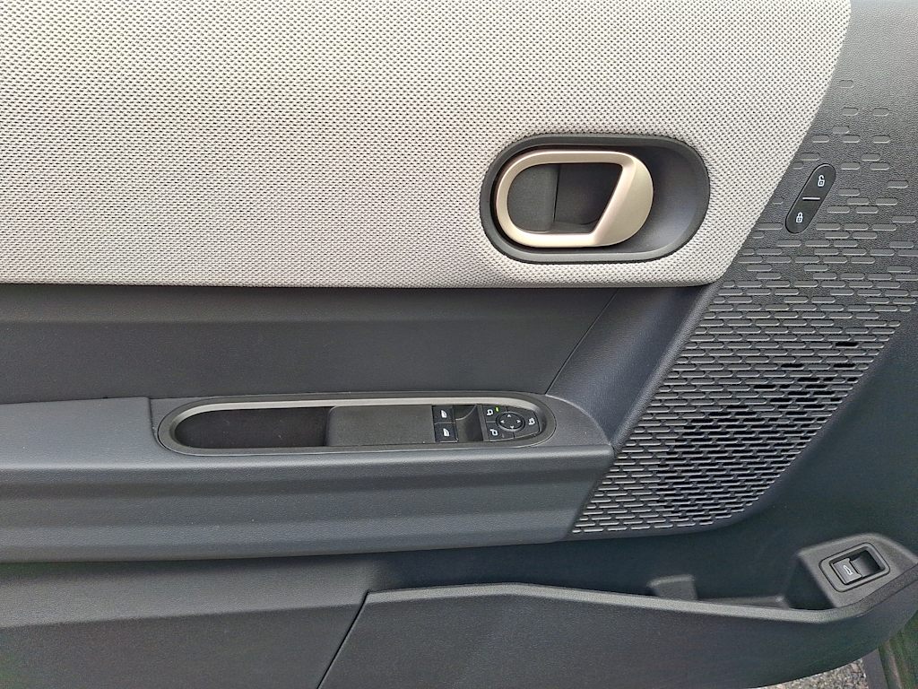 Thumbnail: 2025 MINI Cooper Hardtop - 17