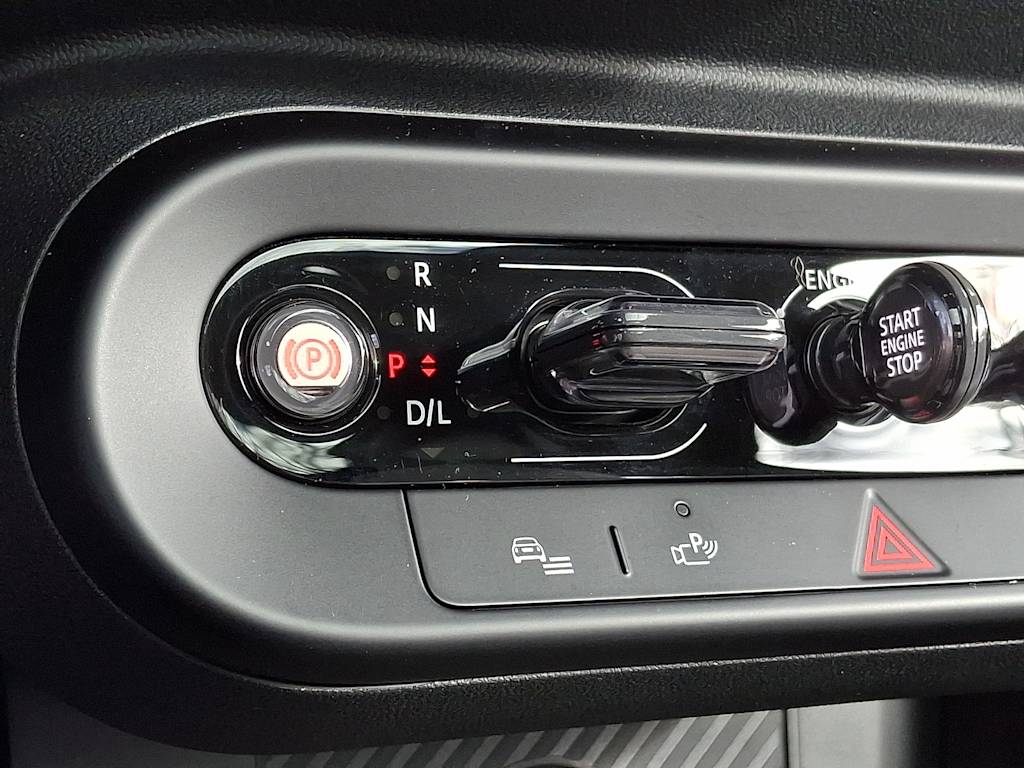 Thumbnail: 2025 MINI Cooper Hardtop - 20