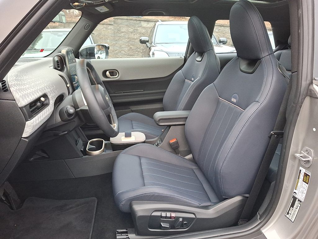 Thumbnail: 2025 MINI Cooper - 9