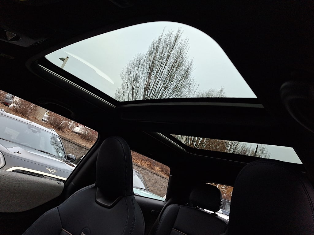 Thumbnail: 2025 MINI Cooper - 18