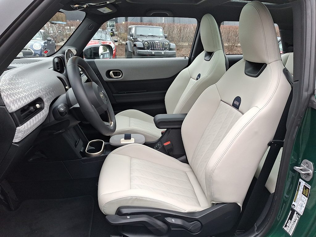 Thumbnail: 2025 MINI Cooper - 9