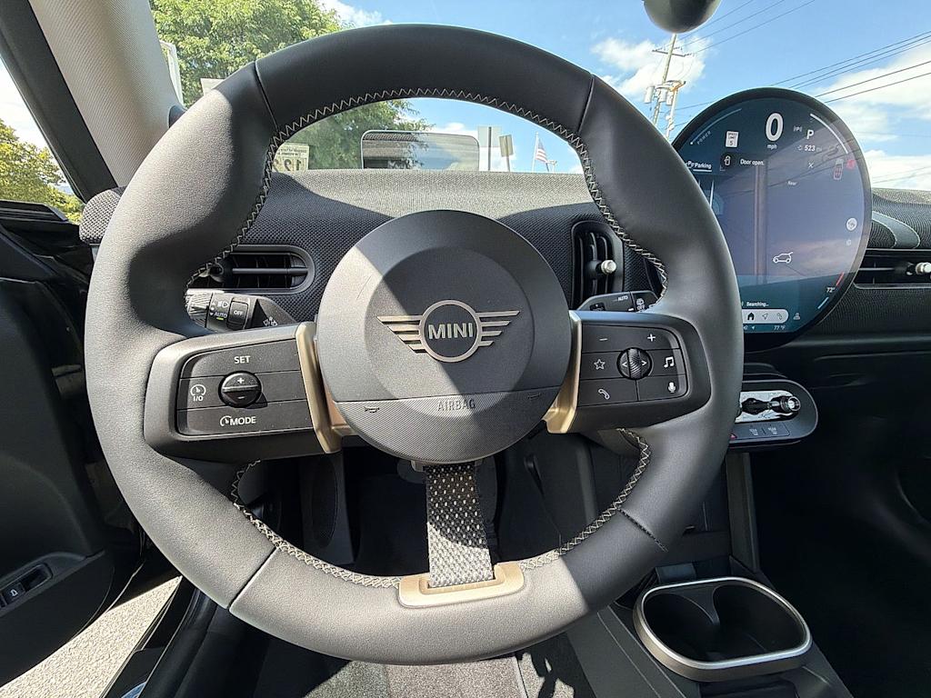 Thumbnail: 2025 MINI Cooper - 10