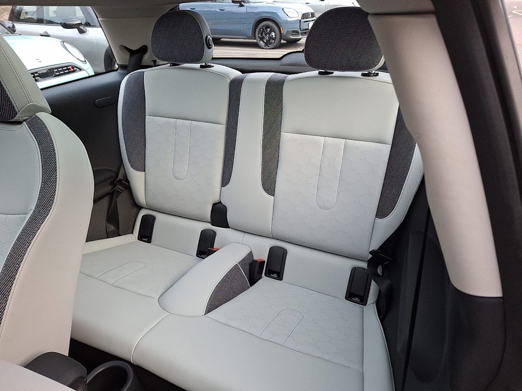 Thumbnail: 2025 MINI Cooper - 10