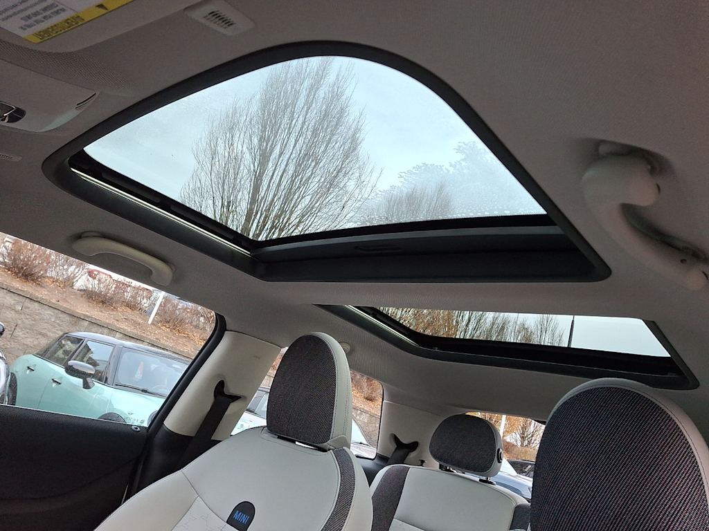 Thumbnail: 2025 MINI Cooper - 18