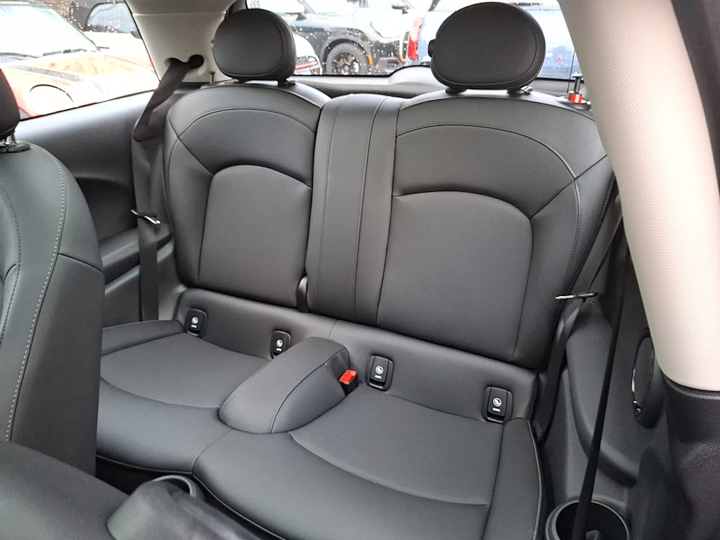 Thumbnail: 2023 MINI Cooper - 11