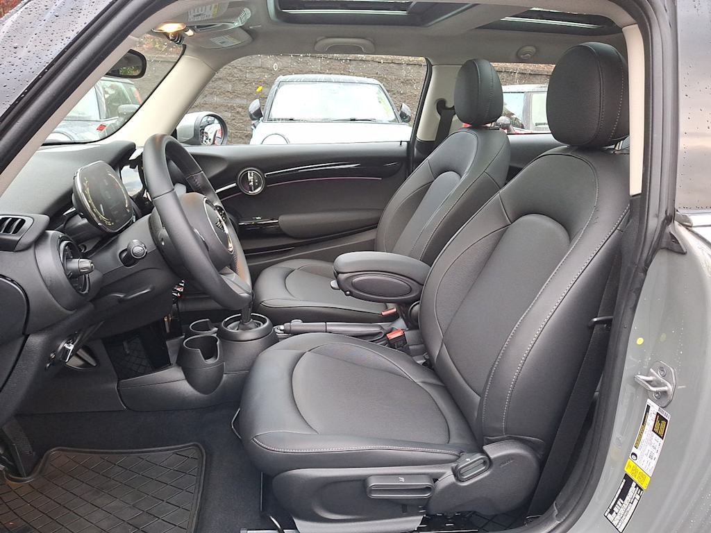 Thumbnail: 2023 MINI Cooper - 9