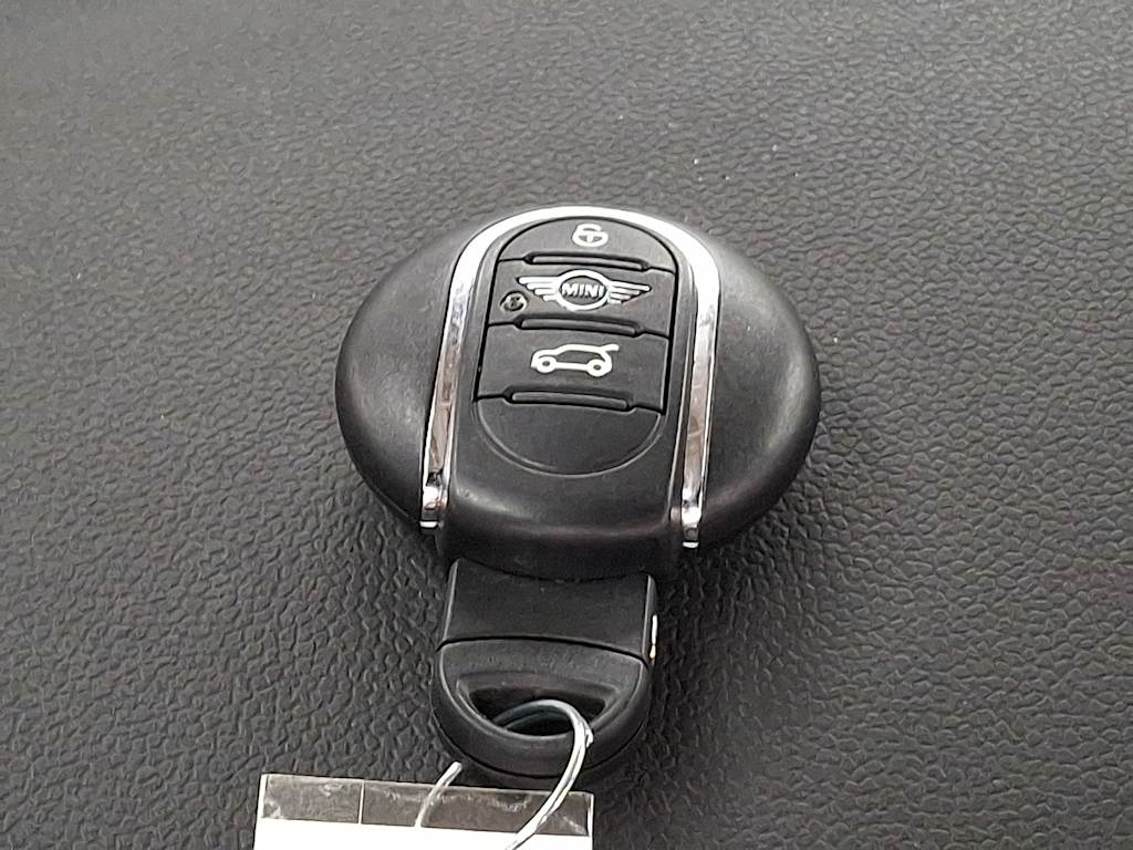 Thumbnail: 2023 MINI Cooper - 13