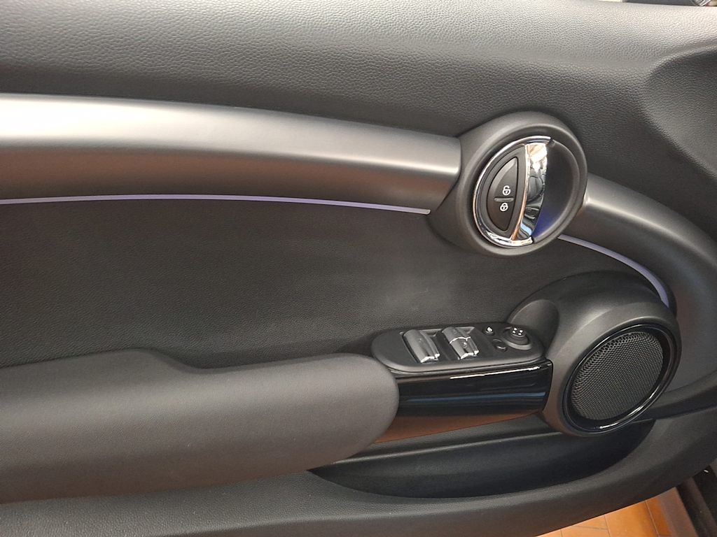 Thumbnail: 2023 MINI Cooper - 18