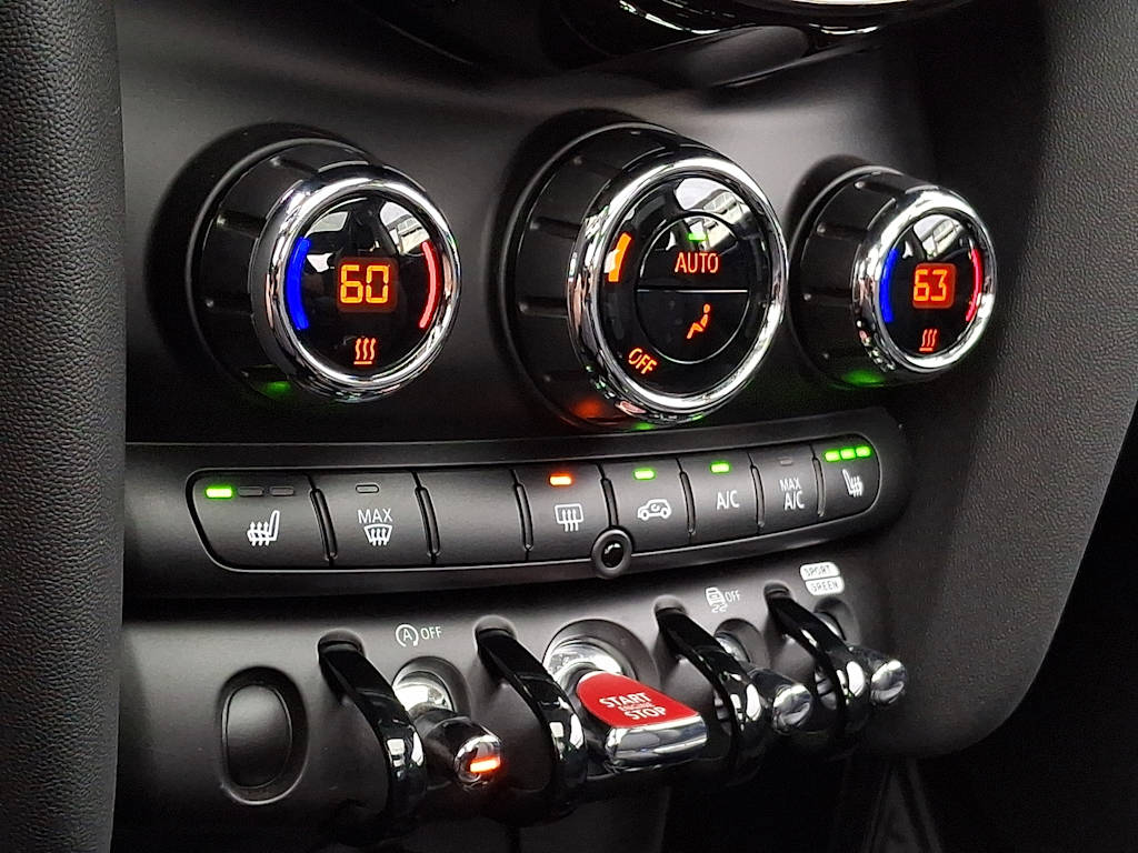 Thumbnail: 2024 MINI Cooper - 19