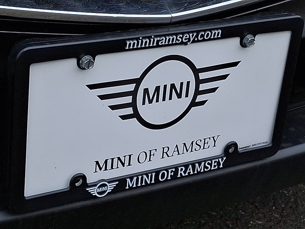 Thumbnail: 2024 MINI Cooper - 30