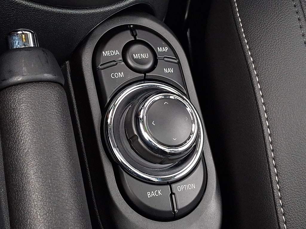 Thumbnail: 2024 MINI Cooper - 23