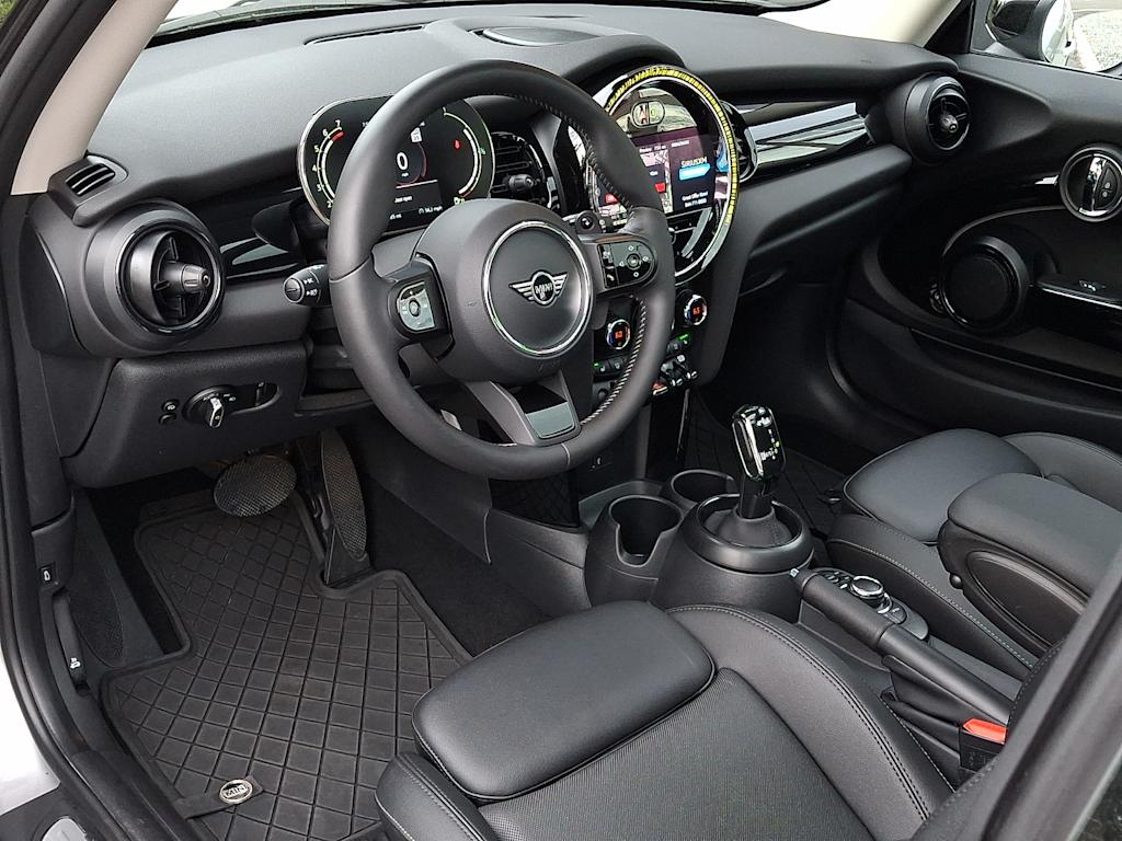 Thumbnail: 2024 MINI Cooper - 2