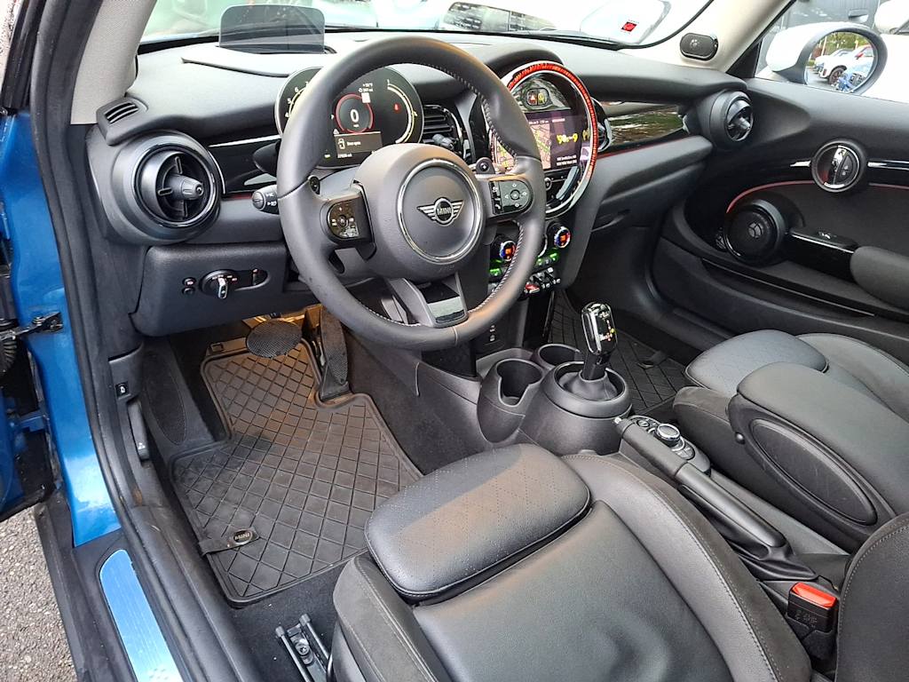 Thumbnail: 2023 MINI Cooper - 2