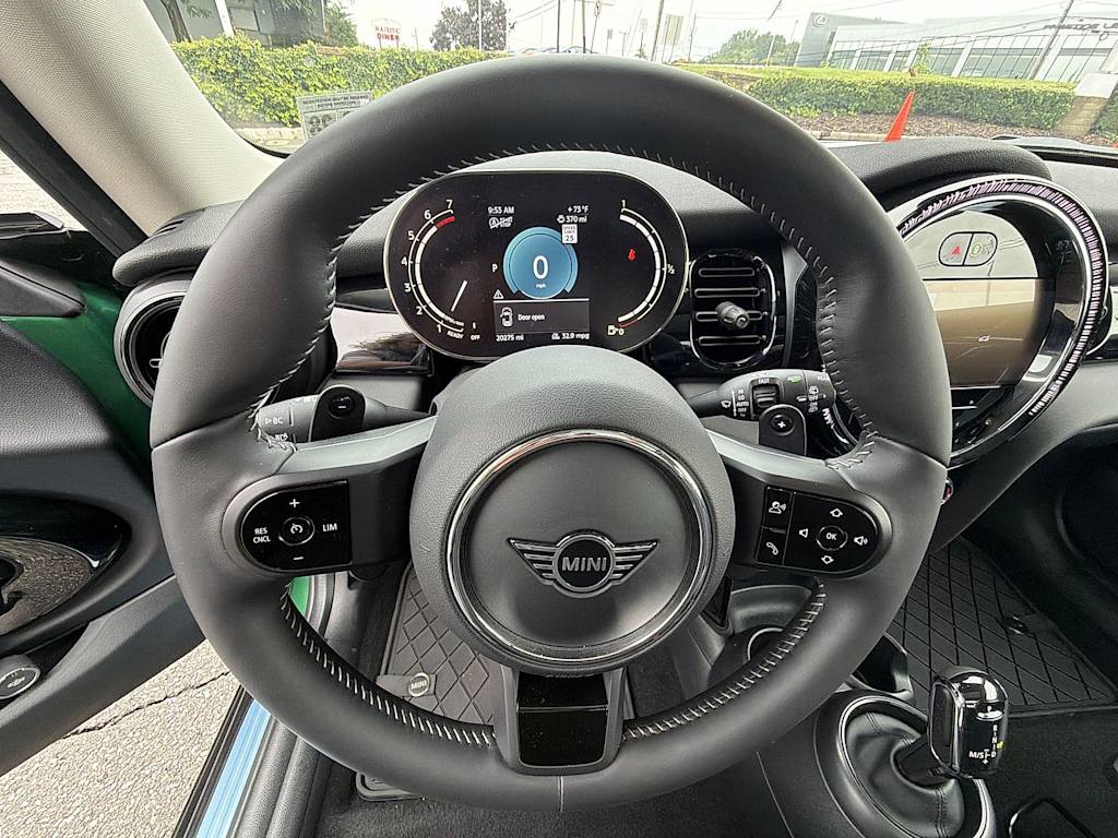 Thumbnail: 2024 MINI Cooper - 10